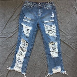 FASHION NOVA JEANS
